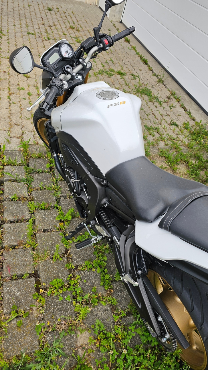 Yamaha  FZ8 N ABS