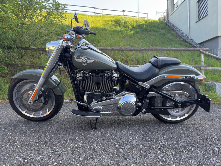 Harley-Davidson Fat Boy 114: Stilvoll und kraftvoll HARLEY-DAVIDSON HARLEY-DAVIDSON FLFBS Fat Boy 114