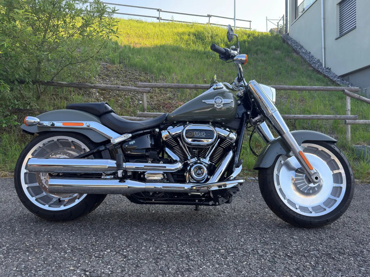 Harley-Davidson Fat Boy 114: Stilvoll und kraftvoll HARLEY-DAVIDSON HARLEY-DAVIDSON FLFBS Fat Boy 114