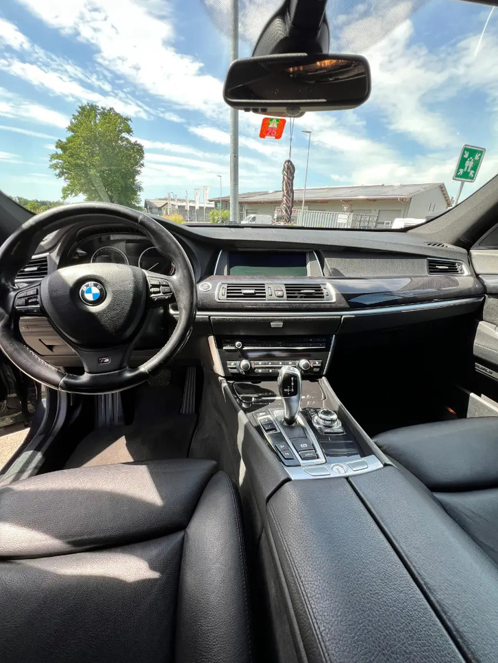 BMW 530GT F07 xDrive: Komfort & Dynamik BMW BMW 5er Reihe F07 Gran Turismo 530d xDrive