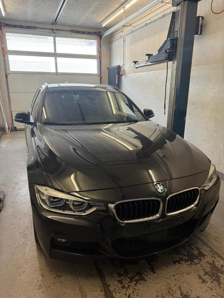 BMW 3er Reihe F31 Touring 330d xDrive SAG