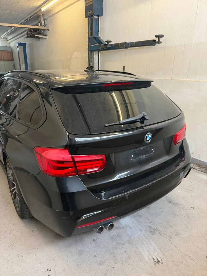 BMW 3er Reihe F31 Touring 330d xDrive SAG
