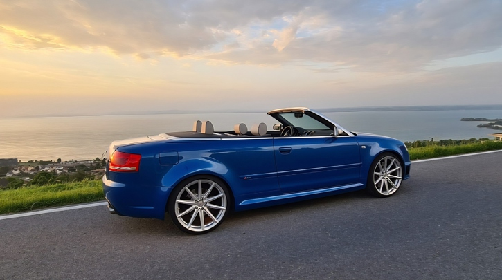 Audi RS4 Cabriolet 4.2 V8 quattro