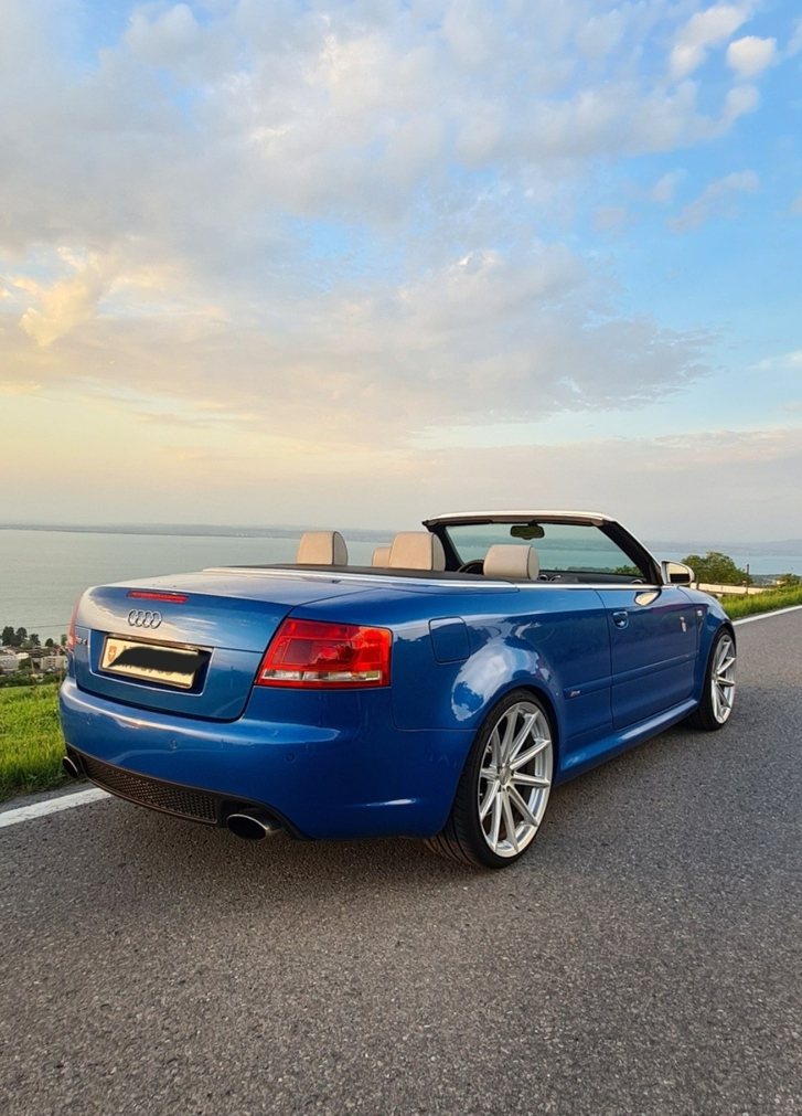 Audi RS4 Cabriolet 4.2 V8 quattro