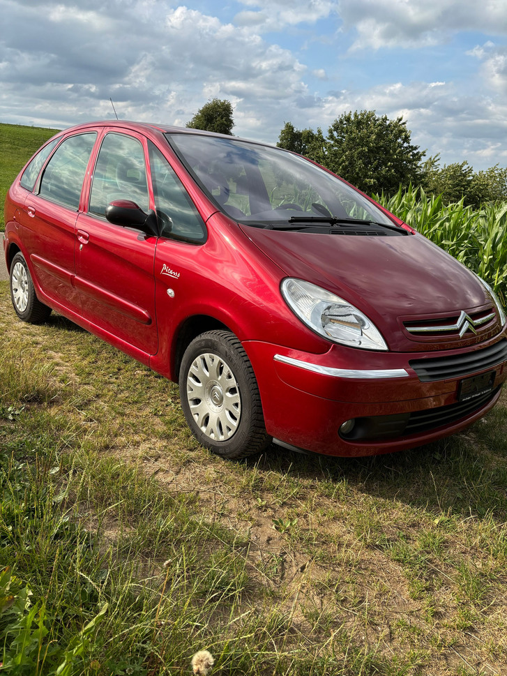 Citroën Xsara Picasso 1.6i 110 X - Top Zustand Citroën Citroën Xsara Picasso 1.6i 110 X