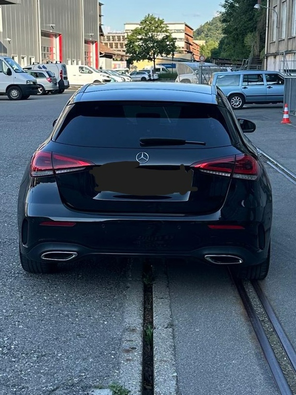 Mercedes-Benz A-Klasse W177 A 250 AMG Line 4m