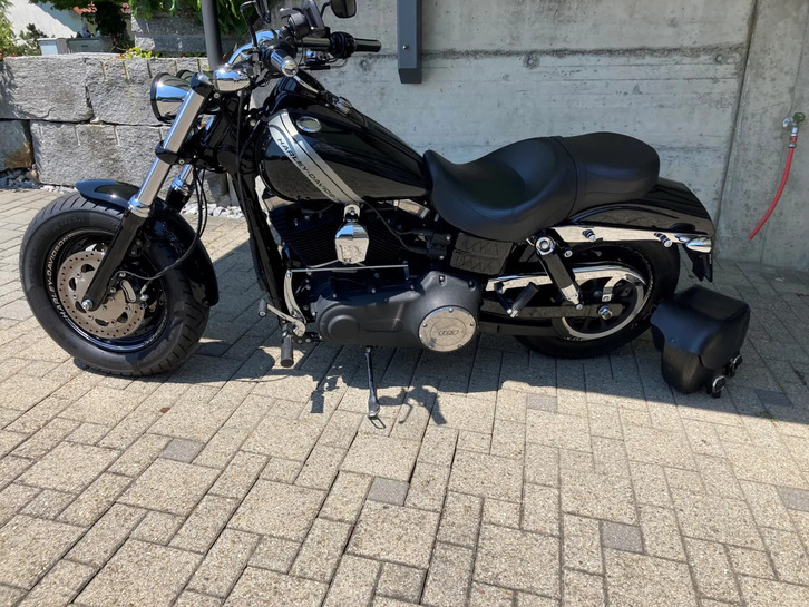 HARLEY-DAVIDSON FXDF Dyna Fat Bob 103 ABS