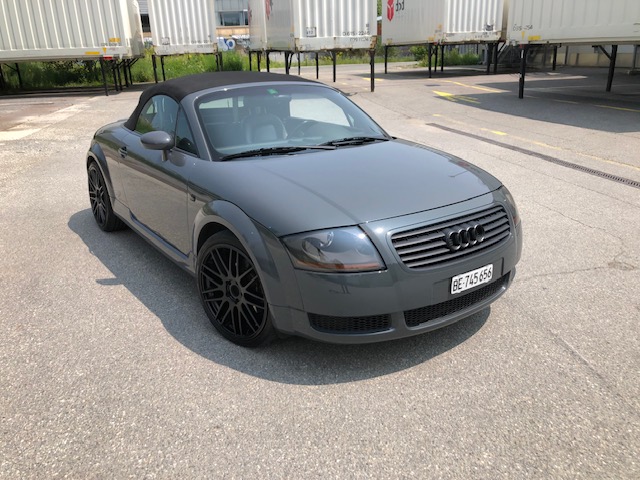 Audi TT Roadster 1.8 20V Turbo 225 quattro ESP