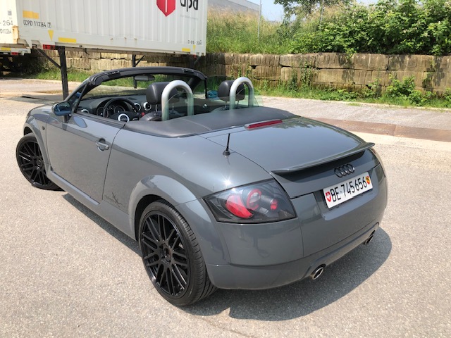 Audi TT Roadster 1.8 20V Turbo 225 quattro ESP