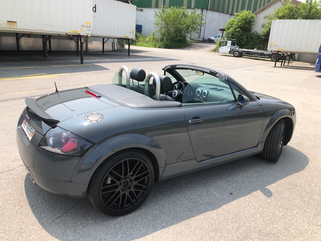 Audi TT Roadster 1.8 20V Turbo 225 quattro ESP