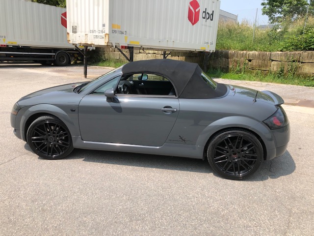 Audi TT Roadster 1.8 20V Turbo 225 quattro ESP