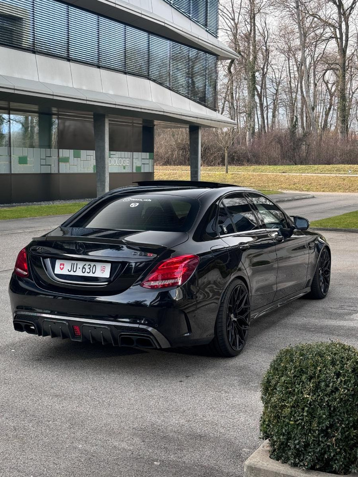 Mercedes-Benz C-Klasse W205 C 63 S AMG