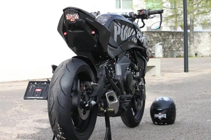 CFMOTO 700MT Punisher - Sportliches Motorradangebot CFMOTO CFMOTO 700MT Punisher