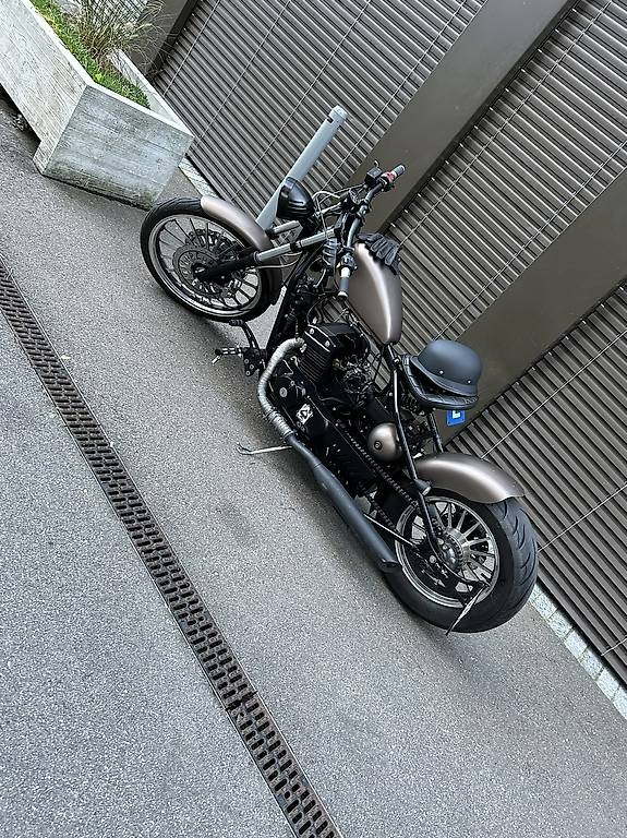 Regal Raptor Bobber 350