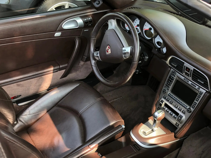 Porsche 911 Cabriolet 3.8 Carrera 4S