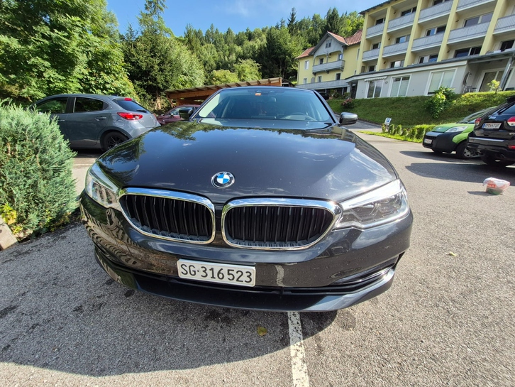 BMW 5er Reihe G30 530d xDrive SAG
