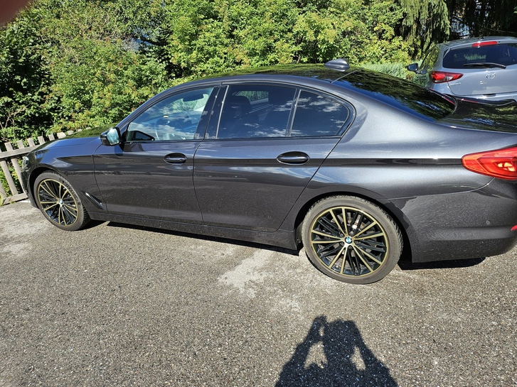 BMW 5er Reihe G30 530d xDrive SAG
