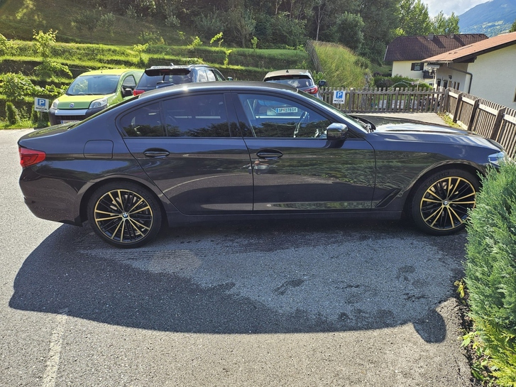 BMW 5er Reihe G30 530d xDrive SAG