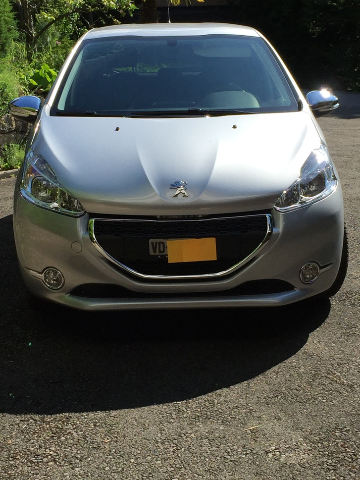 Peugeot 208 1.2 PureTech Active EGS S/S