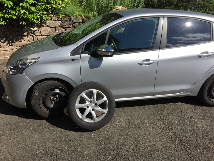 Peugeot 208 1.2 PureTech Active EGS S/S
