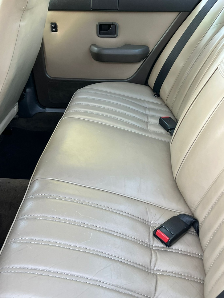 BMW E28 528i