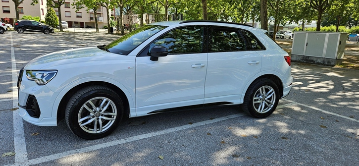 Audi Q3 2.0 TFSI S line quattro | Premium SUV Audi Audi Q3 2.0 45 TFSI S line quattro S-Tronic