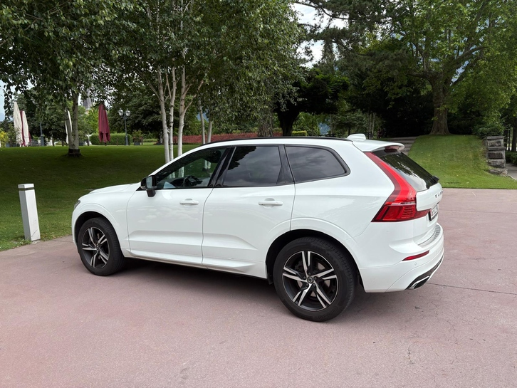 Volvo XC60 R-Design AWD â?? Top Ausstattung, Jetzt! Volvo Volvo XC60 2.0 B4 MH R-Design AWD