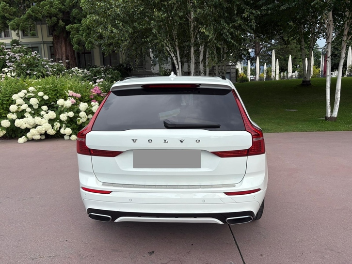 Volvo XC60 R-Design AWD â?? Top Ausstattung, Jetzt! Volvo Volvo XC60 2.0 B4 MH R-Design AWD