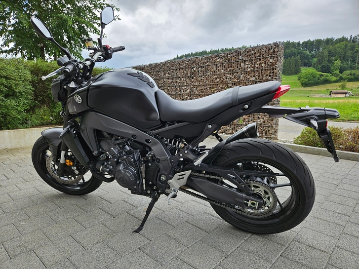 Yamaha  MT-09