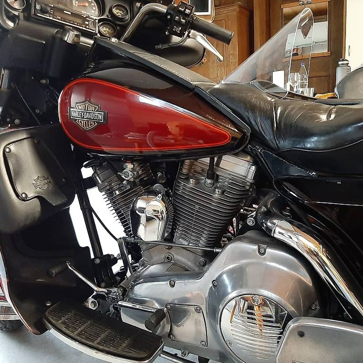 HARLEY-DAVIDSON FLHT 1340