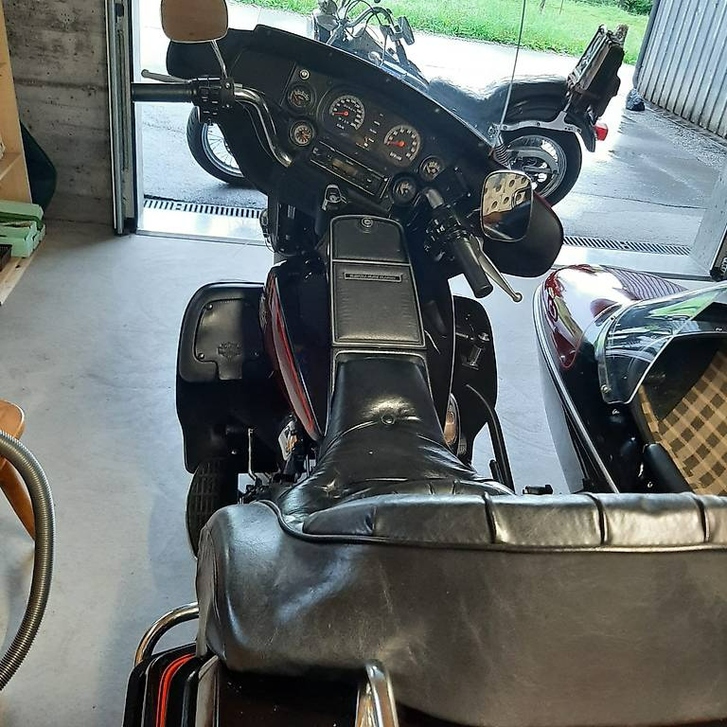 HARLEY-DAVIDSON FLHT 1340