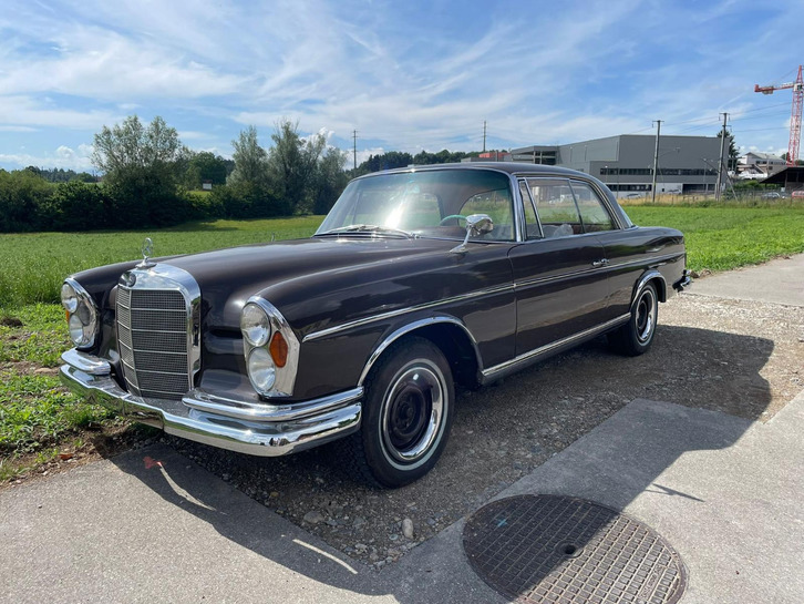 Mercedes 300 SE Coupé 1965 - Restaurierter Klassiker MERCEDES-BENZ MERCEDES-BENZ 300 SE Coupé