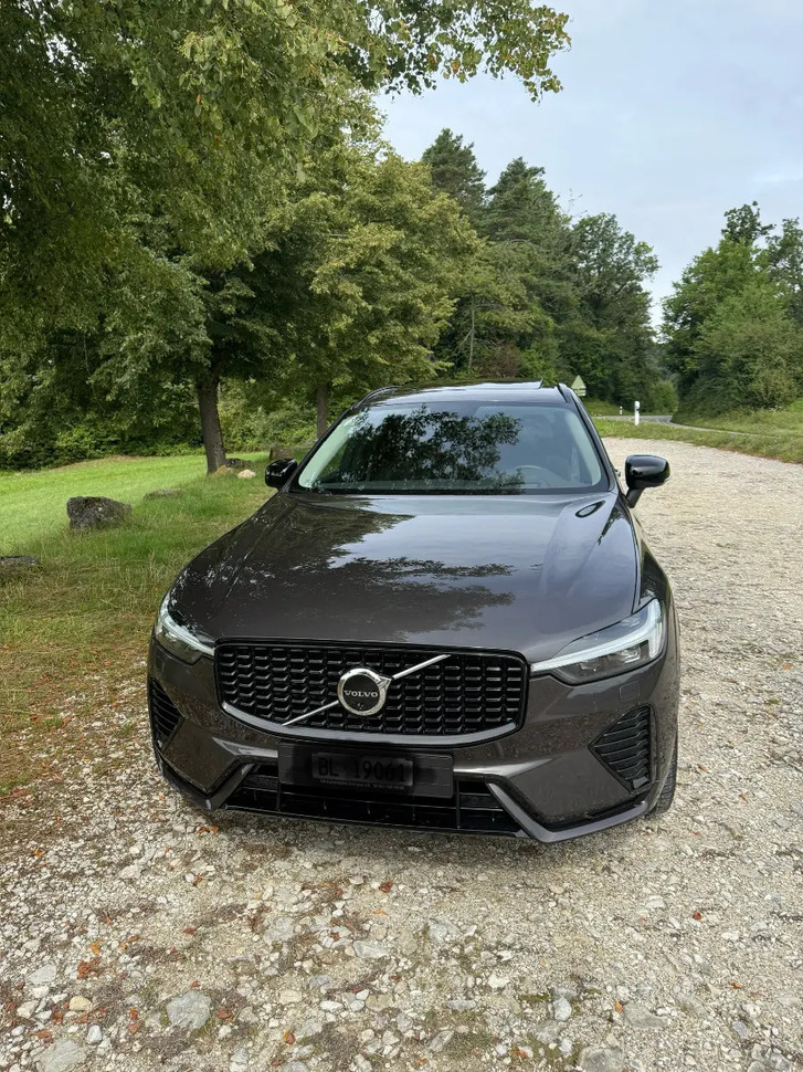 VOLVO XC60 2.0 T8 TE Black Edition eAWD