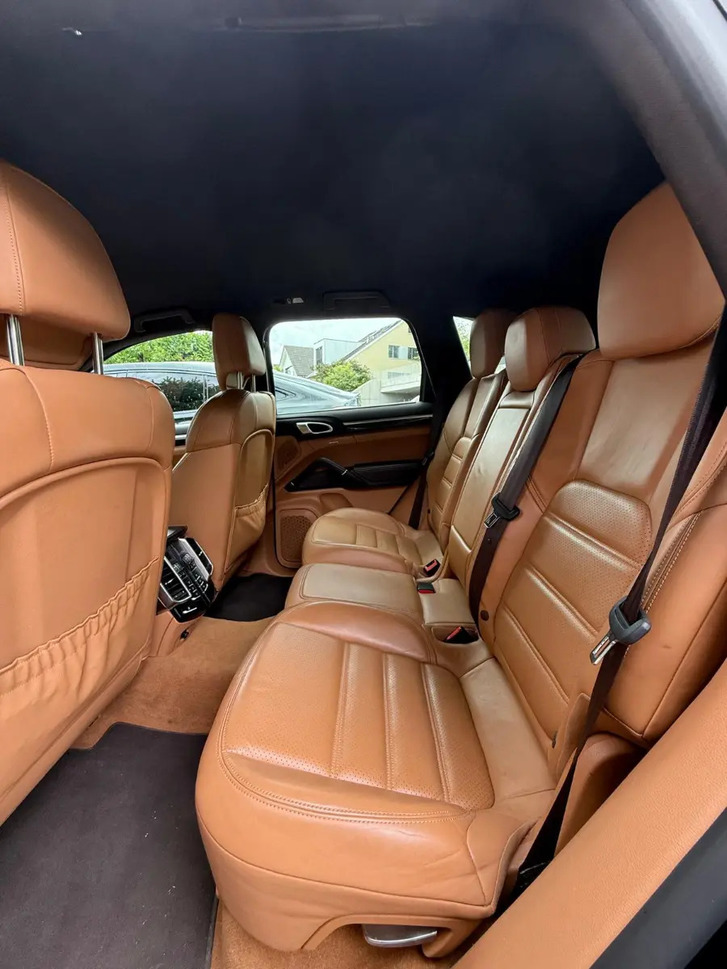 Porsche Cayenne 4.2 V8 TDI S in Top-Zustand Porsche Porsche Cayenne 4.2 V8 TDI S TipT