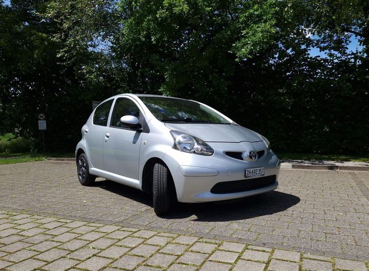 Toyota Aygo 1.0 VVT-i Linea Terra - Jetzt entdecken! Toyota Toyota Aygo 1.0 VVT-i Linea Terra