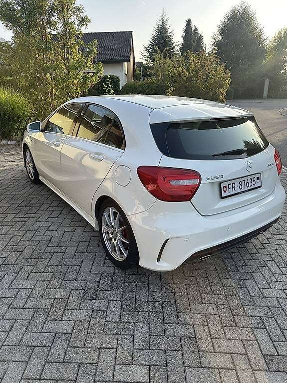 Mercedes-Benz A 250 Sport W176: Top Zustand & Unfallfrei Mercedes-Benz Mercedes-Benz A-Klasse W176 A 250 Sport