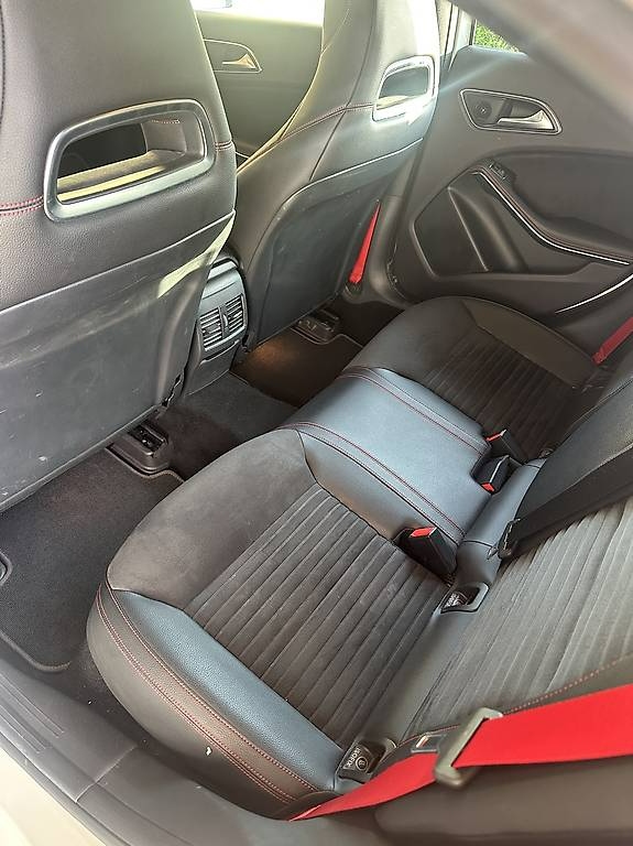 Mercedes-Benz A 250 Sport W176: Top Zustand & Unfallfrei Mercedes-Benz Mercedes-Benz A-Klasse W176 A 250 Sport
