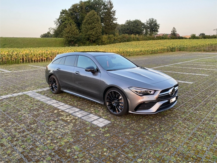 Mercedes-AMG CLA 35 Shooting Brake top Zustand Mercedes-Benz Mercedes-Benz CLA-Klasse X118 Shooting Brake CLA 35 AMG 4matic