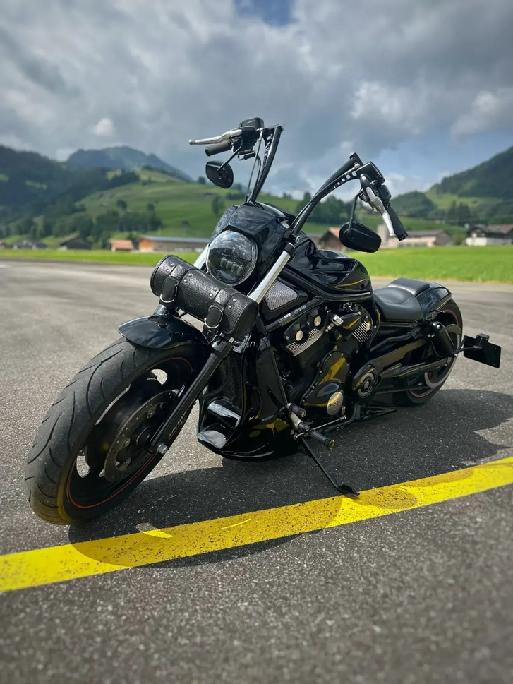 Harley-Davidson Night Rod Special 2025, Top Zustand HARLEY-DAVIDSON HARLEY-DAVIDSON VRSCDX Night Rod Special ABS