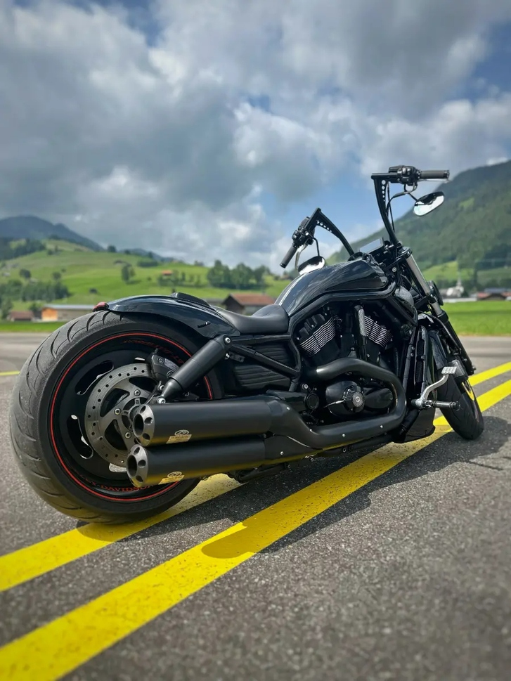 Harley-Davidson Night Rod Special 2025, Top Zustand HARLEY-DAVIDSON HARLEY-DAVIDSON VRSCDX Night Rod Special ABS