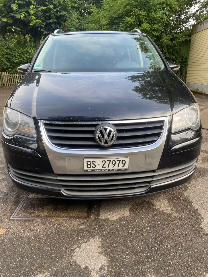 VW Touran 2.0 TDI Trendline - Voll Ausgestattet! VW VW Touran 2.0 TDI DPF 140 Trendline