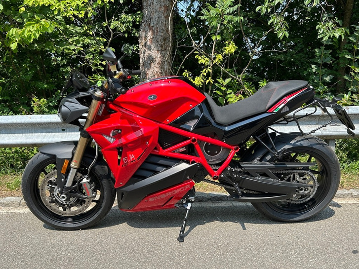 Energica Eva Ribelle 21.5kW/h - Wie neu in Schweiz ENERGICA ENERGICA Energica Eva Ribelle 21.5kW/h