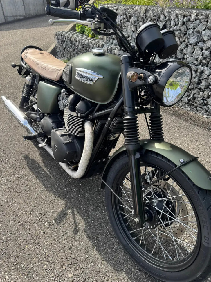 Triumph Bonneville 900 i T 214 - Top Zustand TRIUMPH TRIUMPH Bonneville 900 i T 214