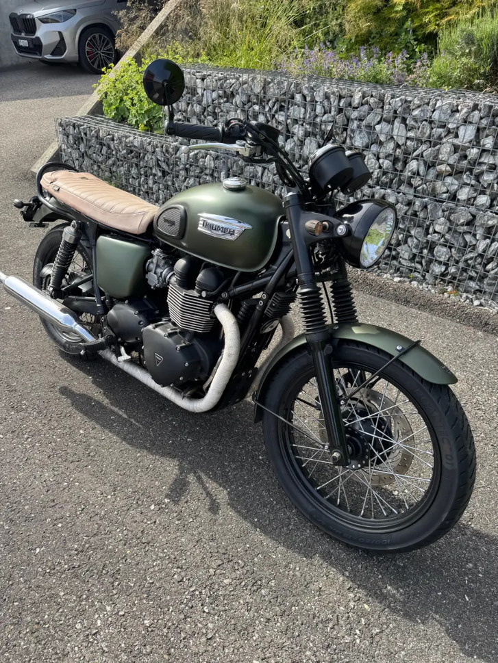 Triumph Bonneville 900 i T 214 - Top Zustand TRIUMPH TRIUMPH Bonneville 900 i T 214