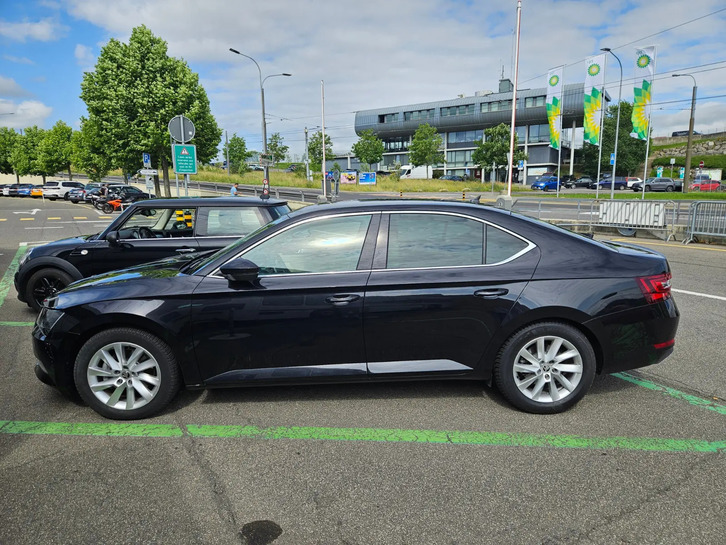 Skoda Superb 2.0 TDI Style DSG