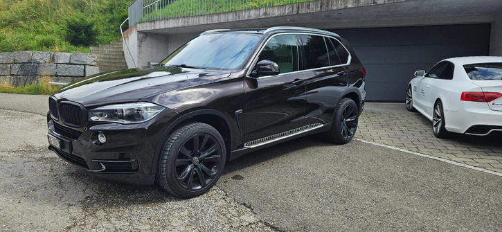 BMW X5 F15 30d xDrive - Luxus SUV mit Top-Ausstattung BMW BMW X5 F15 30d xDrive SAG