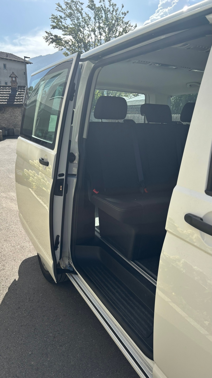 VW T6 Multivan 2.0 TDI mit Top-Ausstattung VW VW T6 Multivan 2.0 TDI
