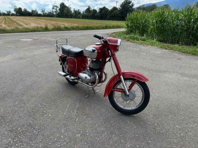 JAWA 350