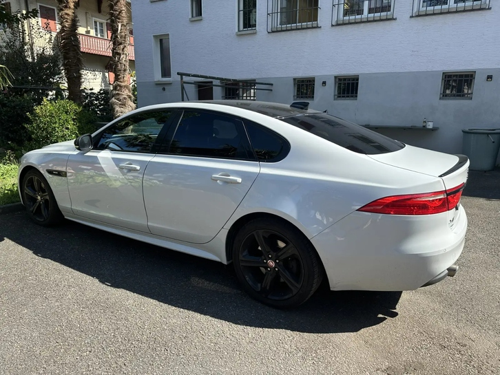 Jaguar XF 3.0 V6 D S - Luxus, Leistung, Eleganz Jaguar Jaguar XF 3.0 V6 D S