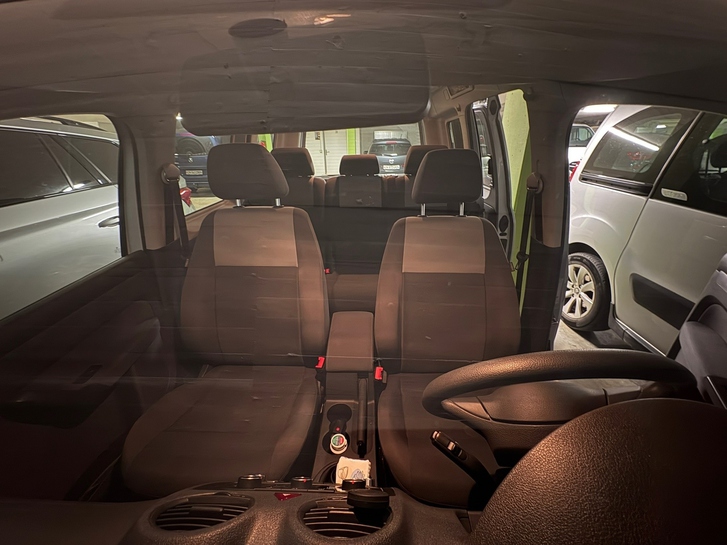 VW Caddy 1.6 TDI Camper mit Vollausstattung VW VW Caddy 1.6 TDI BlueMotion Camper